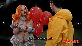 A Surpresa Safada De Halloween De Emily Thorne - Grandes Tetas Naturais E Um Boquete