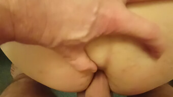 Big Butt Amateur Takes Anal Pounding